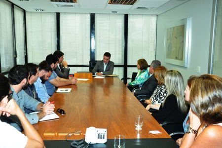 Governo de Minas Gerais recebe representantes da UEMG Divinópolis e Passos - Atividades serão retomadas uemg 2